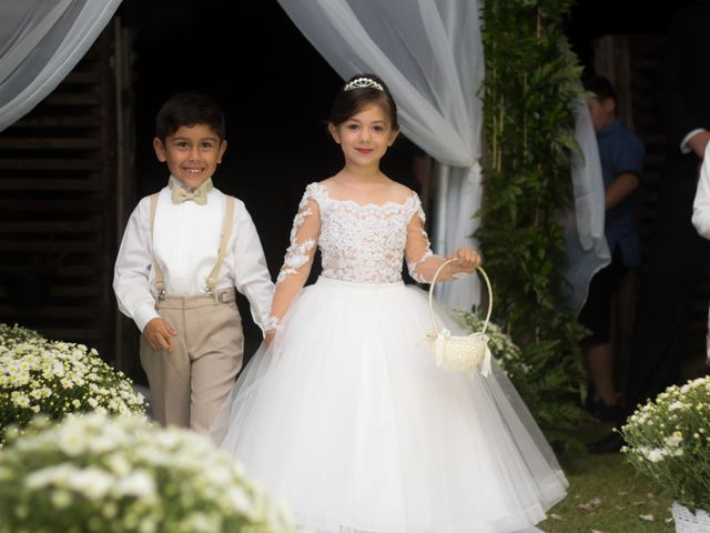 O casamento de Augusto e Samanta em Bombinhas, Santa Catarina 26