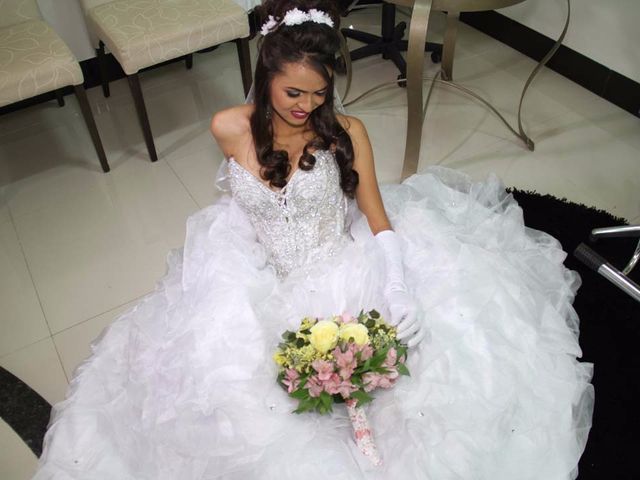 O casamento de RICARDO e ELLEM em Brasília de Minas, Minas Gerais 12