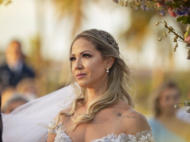 O casamento de Ariella e Leandro em Mata de São João, Bahia 30