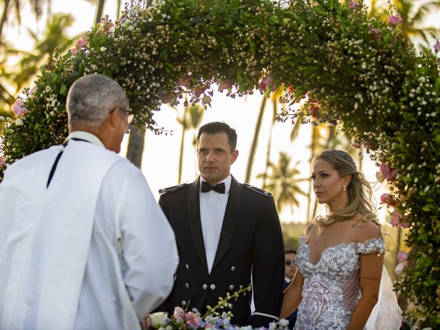 O casamento de Ariella e Leandro em Mata de São João, Bahia 31