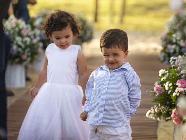 O casamento de Ariella e Leandro em Mata de São João, Bahia 37