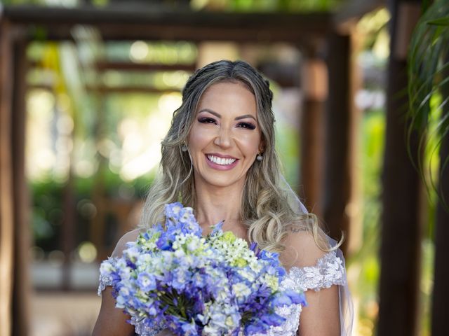 O casamento de Ariella e Leandro em Mata de São João, Bahia 42