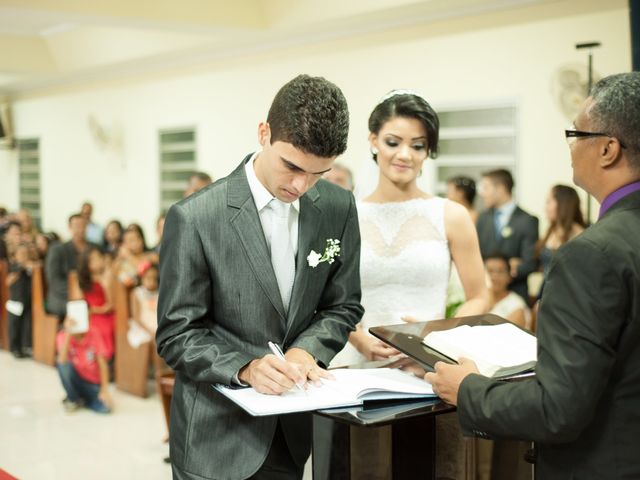 O casamento de Luan e Marcelly em Vila Velha, Espírito Santo 36