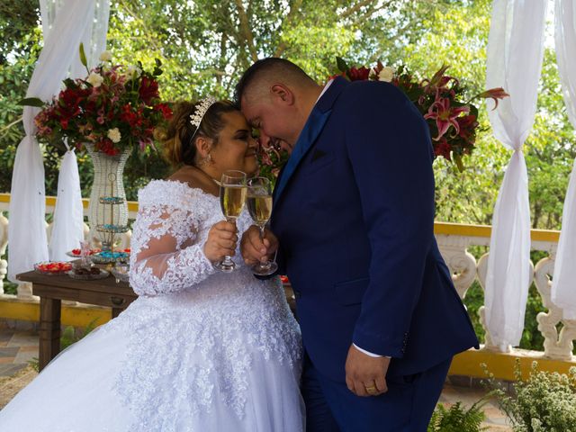 O casamento de Fábio Soares  e Pamela Santos  em Francisco Morato, São Paulo Estado 3