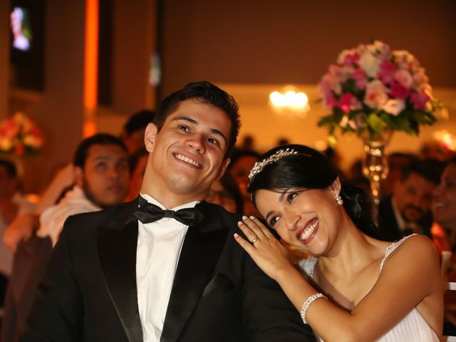 O casamento de Felipe e Tatiane em Barueri, São Paulo 33