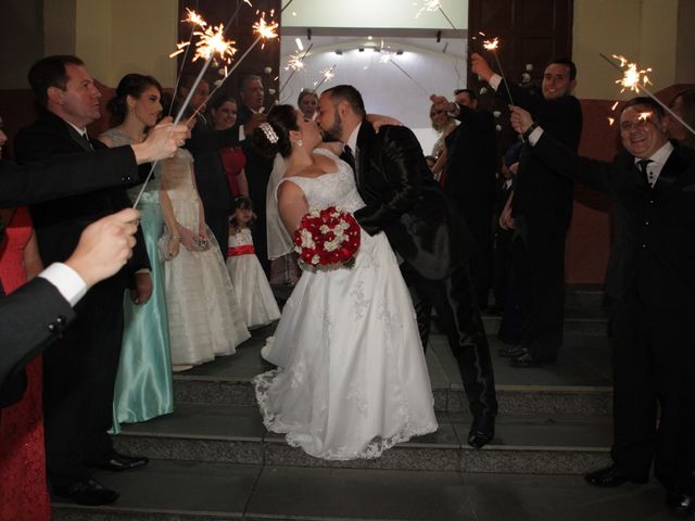 O casamento de Márcio e Larissa em Santo André, São Paulo 32