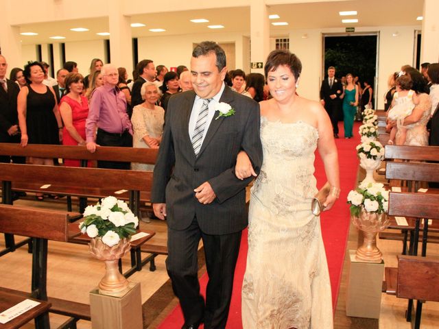 O casamento de Marcelo e Gabriella em Belo Horizonte, Minas Gerais 23