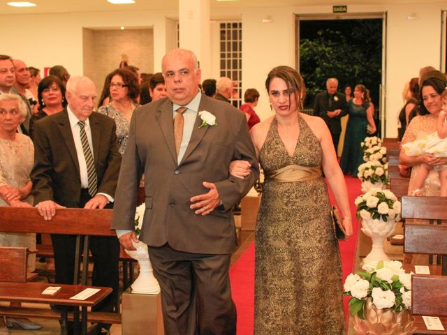 O casamento de Marcelo e Gabriella em Belo Horizonte, Minas Gerais 27