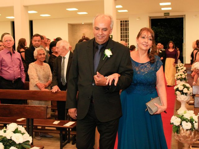 O casamento de Marcelo e Gabriella em Belo Horizonte, Minas Gerais 28