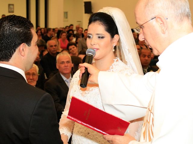 O casamento de Marcelo e Gabriella em Belo Horizonte, Minas Gerais 78