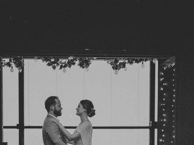 O casamento de Tiago e Caterine em Itajaí, Santa Catarina 68