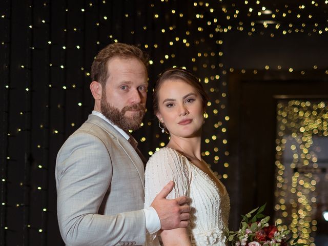 O casamento de Tiago e Caterine em Itajaí, Santa Catarina 72