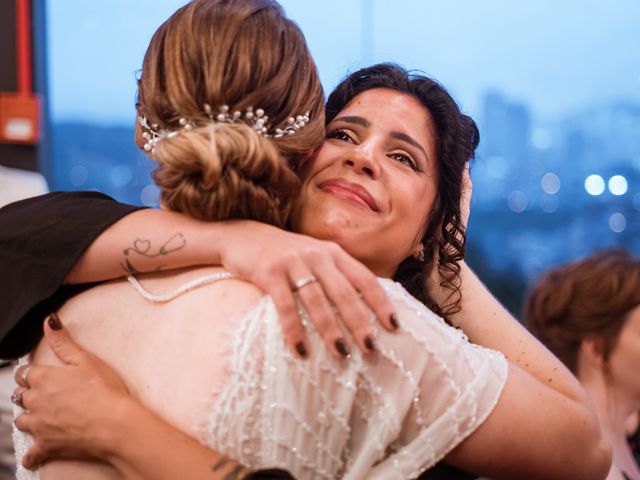 O casamento de Tiago e Caterine em Itajaí, Santa Catarina 93