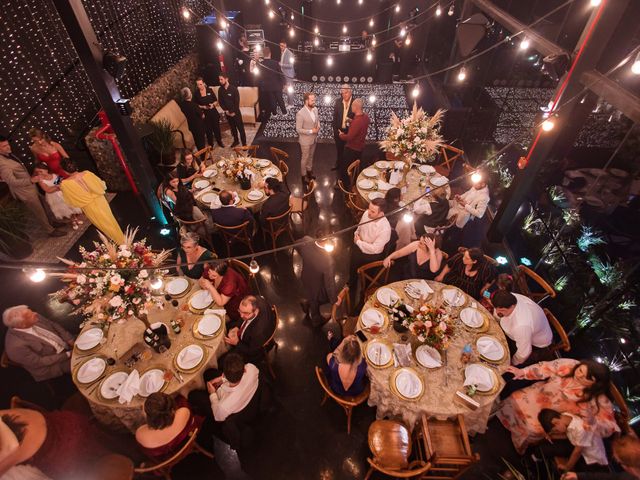 O casamento de Tiago e Caterine em Itajaí, Santa Catarina 95