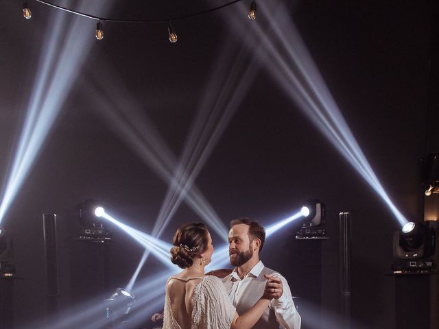 O casamento de Tiago e Caterine em Itajaí, Santa Catarina 97