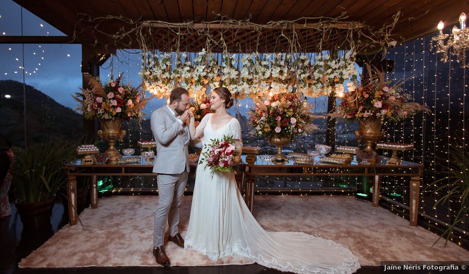 O casamento de Tiago e Caterine em Itajaí, Santa Catarina