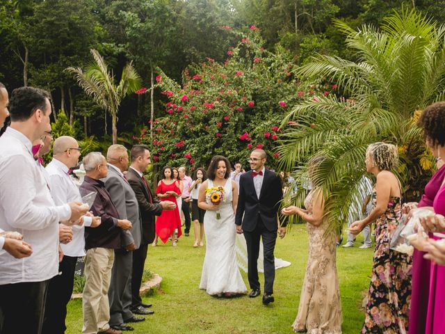 O casamento de Tiago e Stefani em Embu-Guaçu, São Paulo 25