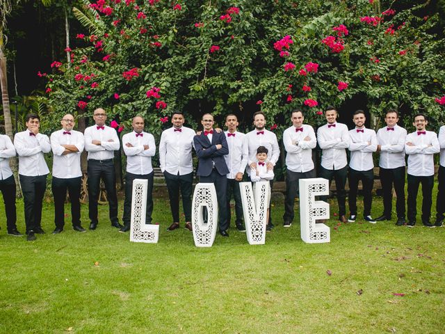 O casamento de Tiago e Stefani em Embu-Guaçu, São Paulo 27