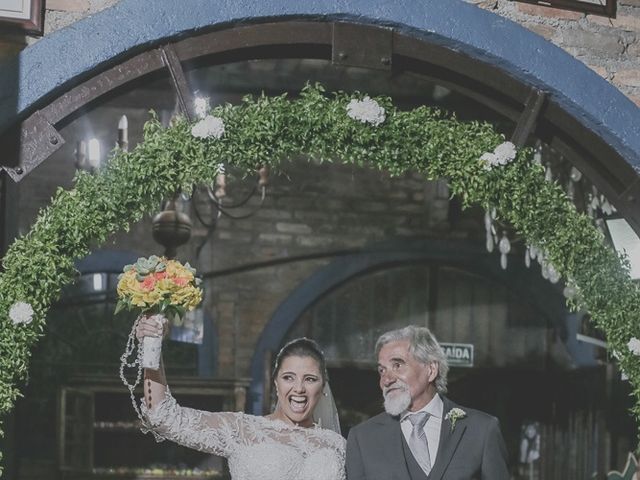 O casamento de Flavio e Evelyn em São João, Goiás 19