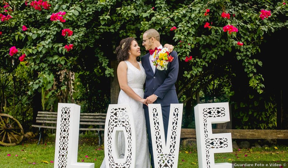 O casamento de Tiago e Stefani em Embu-Guaçu, São Paulo