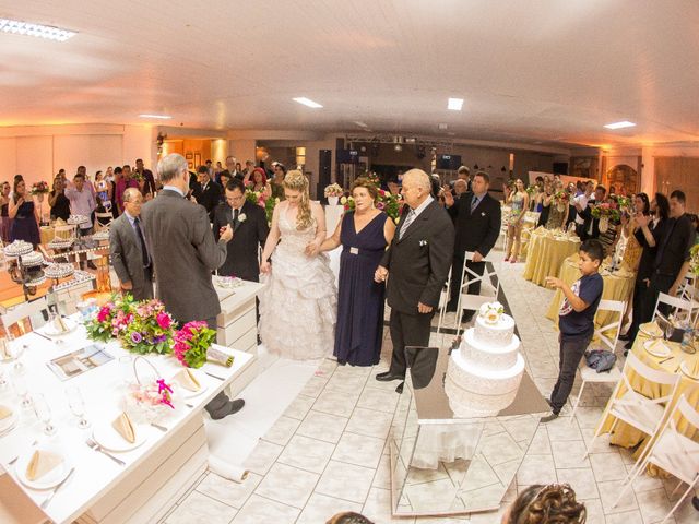 O casamento de Rodrigo Wonsowicz e Loriane Janiaki em Ponta Grossa, Paraná 24