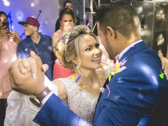 O casamento de Jéssica e Marlon em Belo Horizonte, Minas Gerais 32