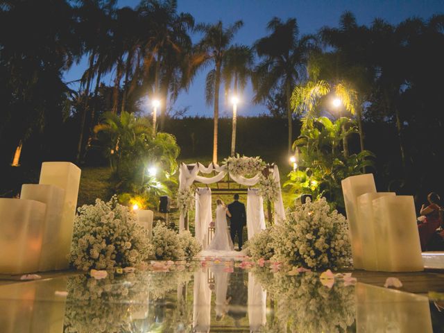 O casamento de Marlon e Jéssica em Belo Horizonte, Minas Gerais 30