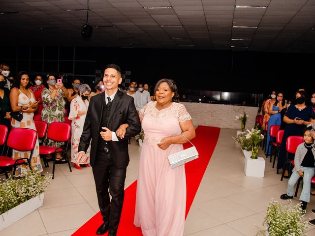 O casamento de Fabrício e Regilany em São Gonçalo, Rio de Janeiro 30