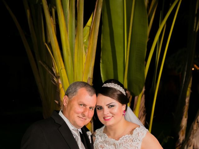 O casamento de Marcos Vinicius e Karina em Massaranduba, Santa Catarina 144