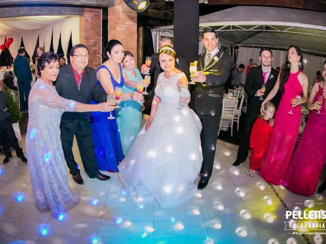 O casamento de Marcos Vinicius e Karina em Massaranduba, Santa Catarina 225