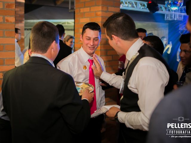 O casamento de Marcos Vinicius e Karina em Massaranduba, Santa Catarina 301