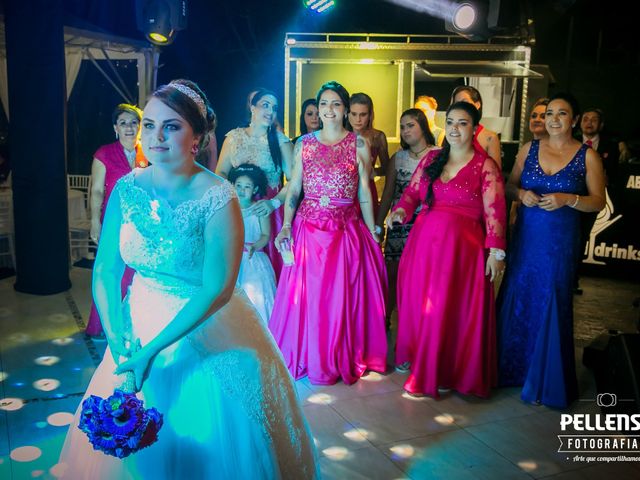 O casamento de Marcos Vinicius e Karina em Massaranduba, Santa Catarina 317