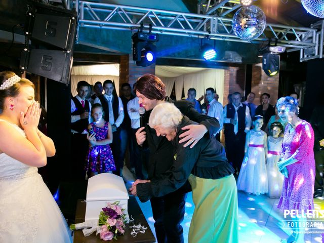 O casamento de Marcos Vinicius e Karina em Massaranduba, Santa Catarina 342