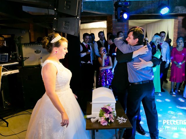 O casamento de Marcos Vinicius e Karina em Massaranduba, Santa Catarina 344