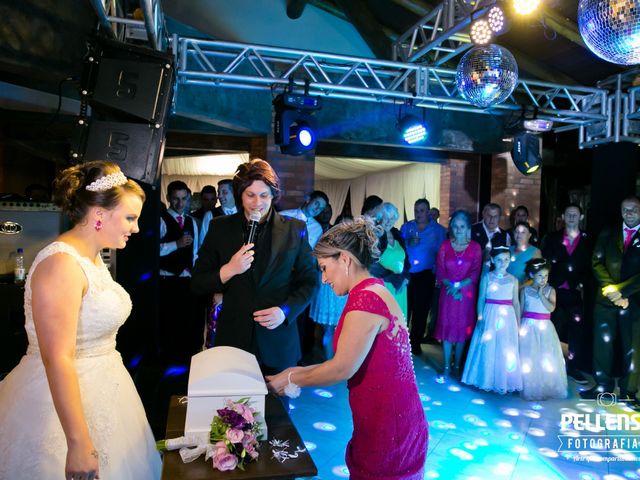 O casamento de Marcos Vinicius e Karina em Massaranduba, Santa Catarina 346