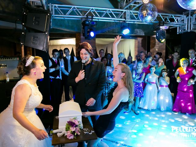 O casamento de Marcos Vinicius e Karina em Massaranduba, Santa Catarina 347