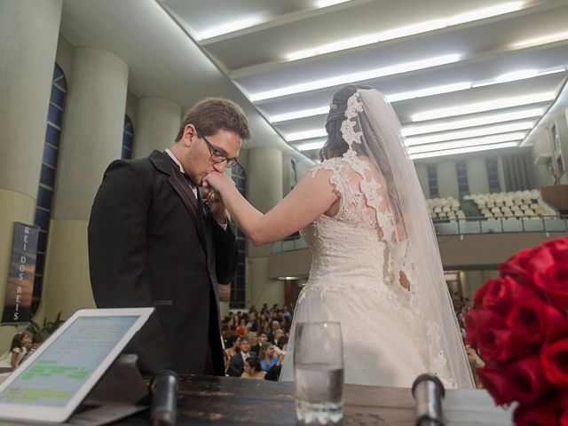 O casamento de Victor e Lúcia em Goiânia, Goiás 34