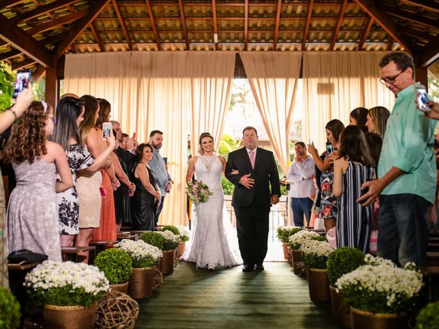O casamento de Luciano e Paulinha em Taubaté, São Paulo Estado 12