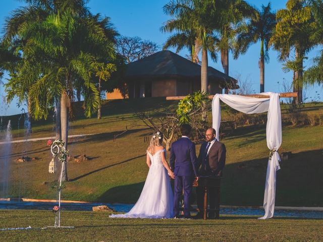 O casamento de Lincon e Veronica em Campo Limpo, Goiás 32