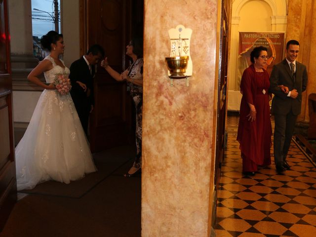 O casamento de Marcos e Adriana em São Paulo 13