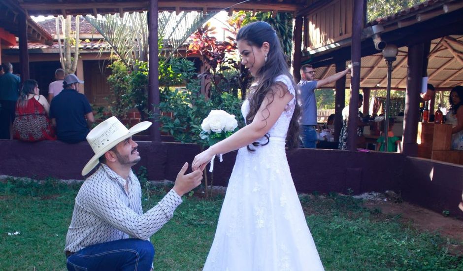O casamento de Lucas Vitor  e Vanessa  em São Sebastião da Amoreira, Paraná