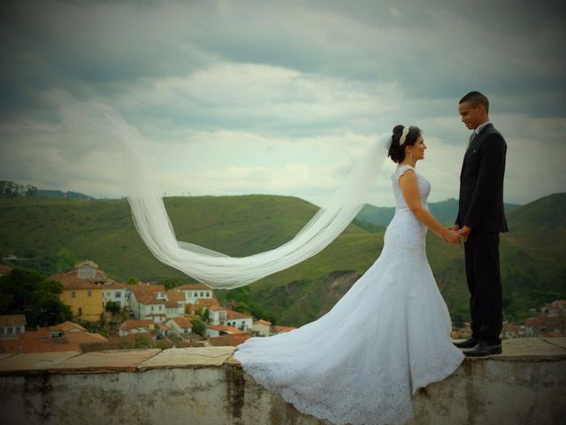 O casamento de Sandro e Stella em Belo Horizonte, Minas Gerais 33