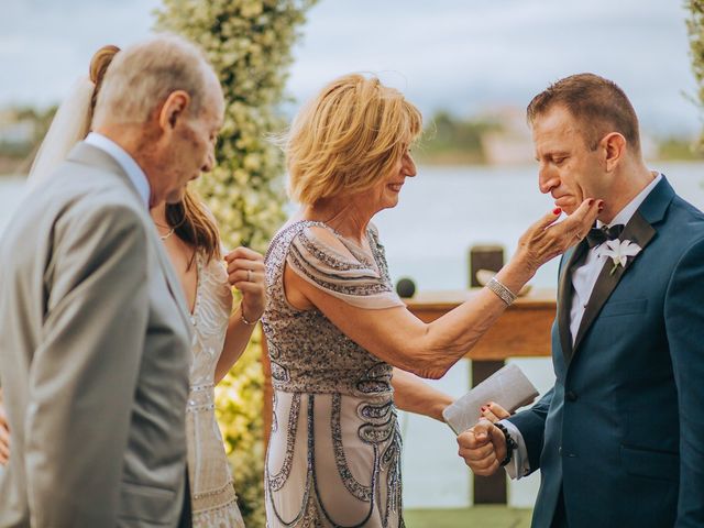 O casamento de Marcelo e MARIA ITATI em Vitória, Espírito Santo 15