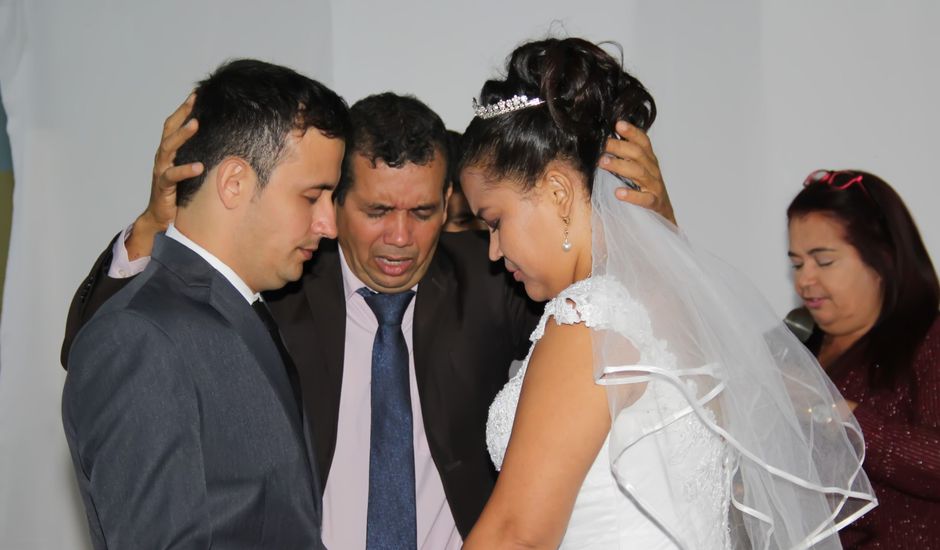 O casamento de Marco Aurélio e Darlene em Central de Minas, Minas Gerais