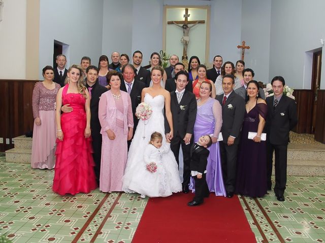 O casamento de Felipi e Janaína em Caxias do Sul, Rio Grande do Sul 21