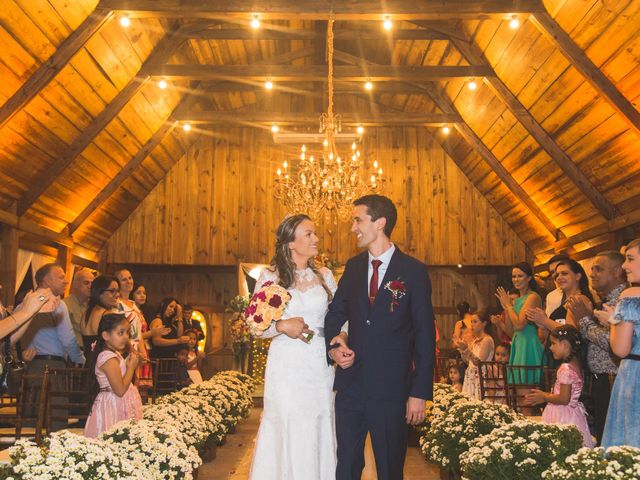 O casamento de Heleno e Elisandra em Caxias do Sul, Rio Grande do Sul 17