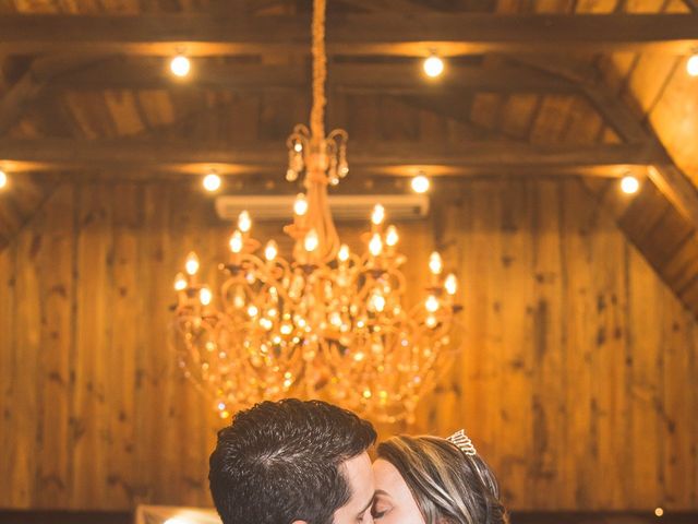 O casamento de Heleno e Elisandra em Caxias do Sul, Rio Grande do Sul 23