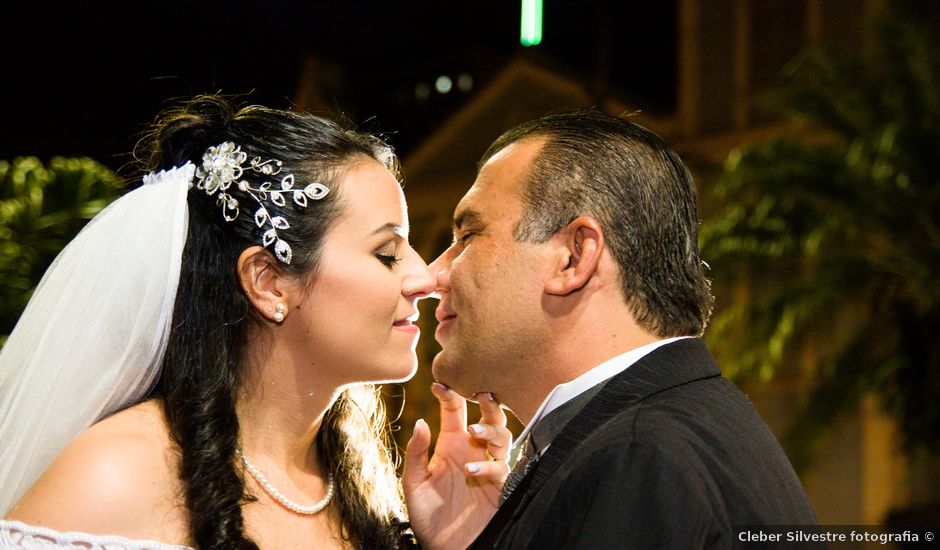 O casamento de Alexandre e Juliana em Mogi das Cruzes, São Paulo Estado
