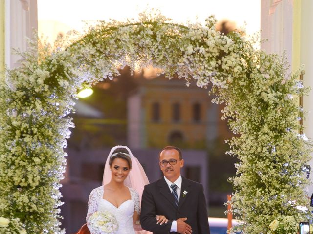 O casamento de João e Daniele em Bom Jardim, Pernambuco 21