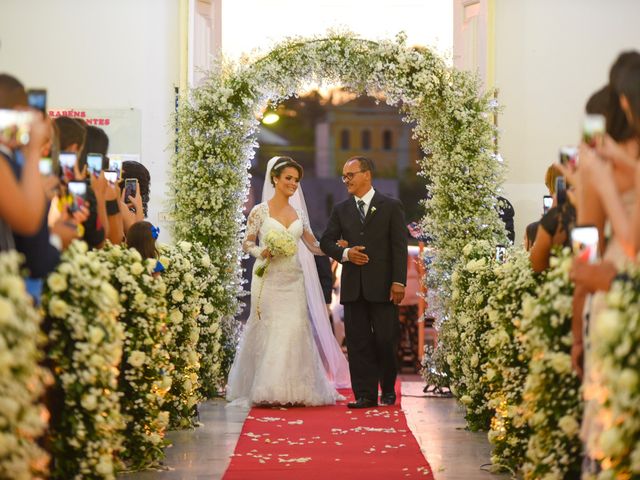 O casamento de João e Daniele em Bom Jardim, Pernambuco 22